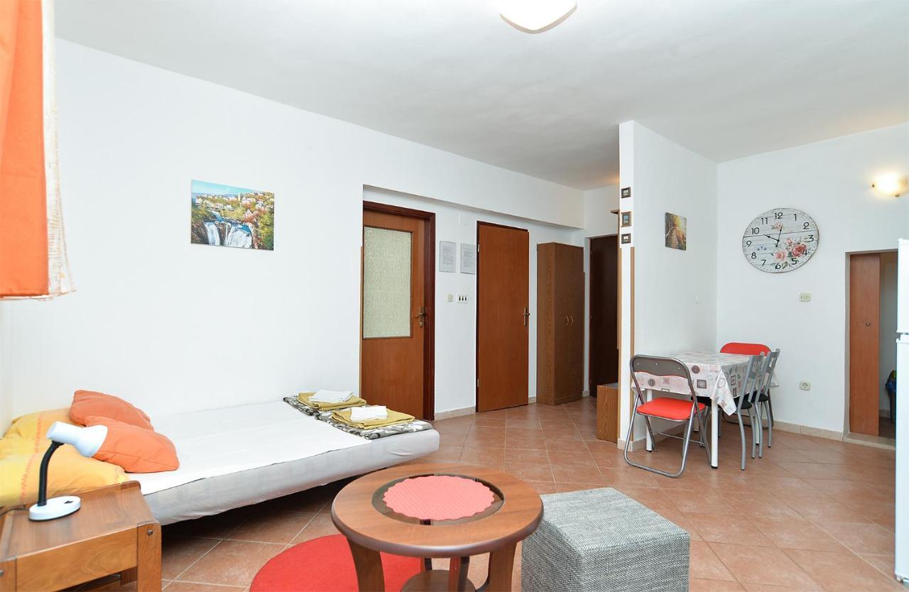 Apartment Puzar 295 Štinjan Exterior foto